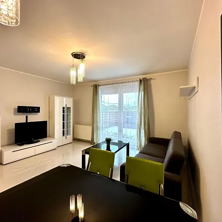 Apartment Z Tarasem Dabrowa *